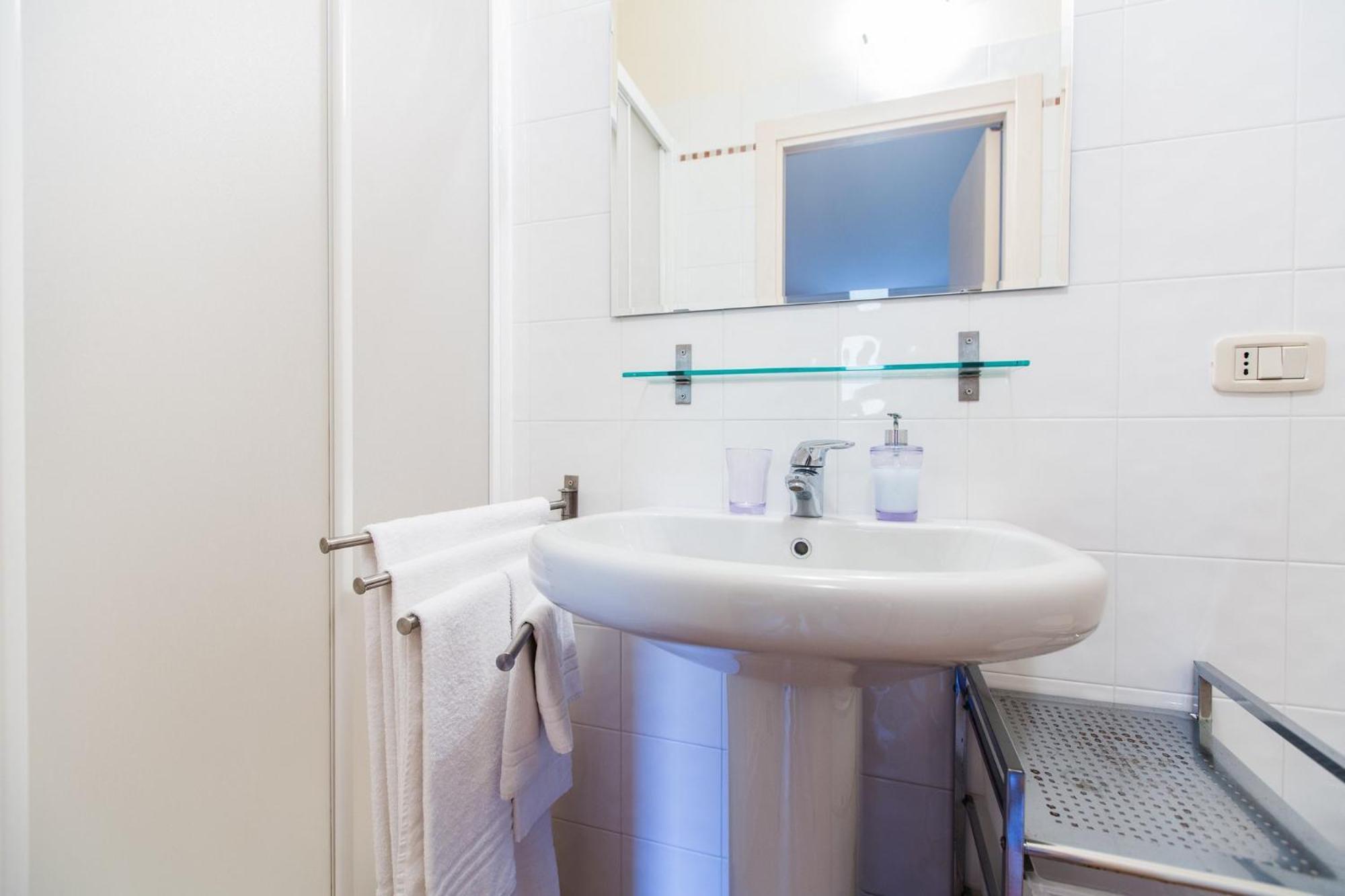 Appartamenti E Affittacamere Le Due Ruote アルベレーゼ 部屋 写真